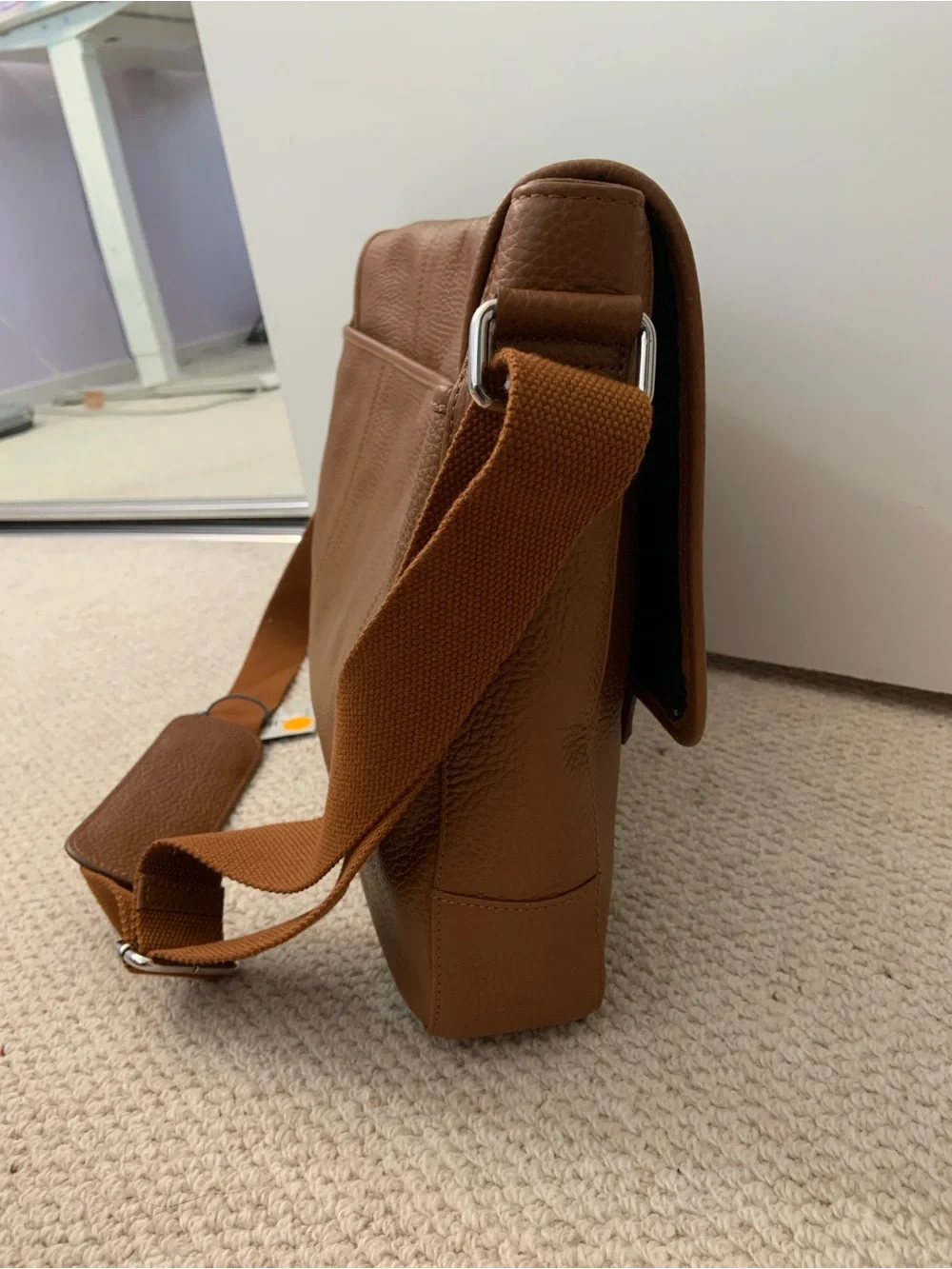 [NEW] Cole Haan Leather Messenger Bag in Brown